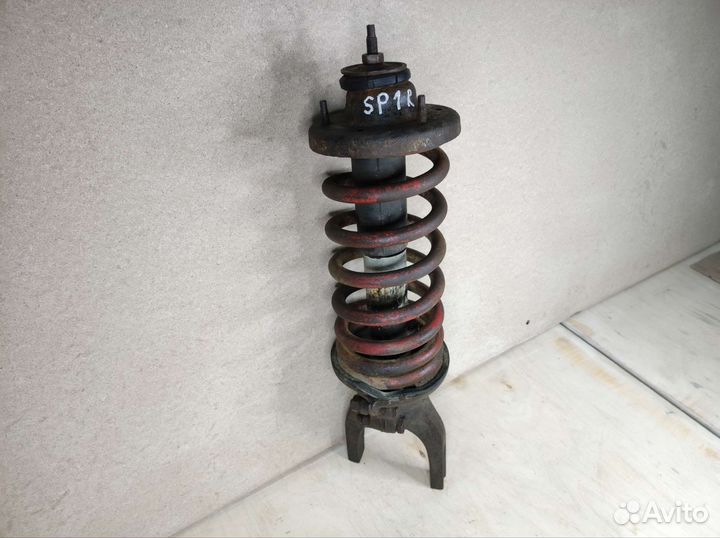 Стойка передняя правая Спортейдж 1