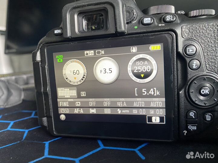 Зеркальный фотоаппарат Nikon d5600 18-55 vr kit