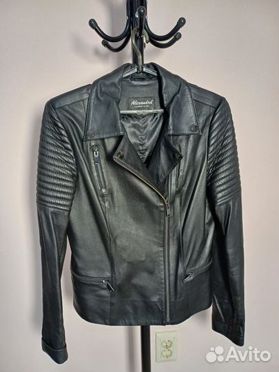 Куртка кожаная женская