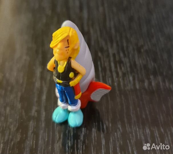 Игрушки из киндера