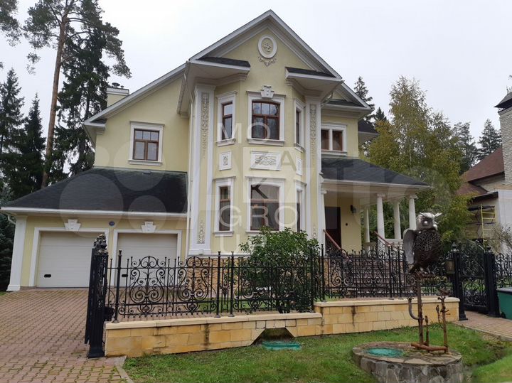 Коттедж 480 м² на участке 15 сот.