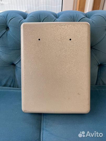 Ящик металлический с замком для ключей