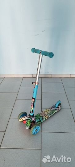 Запчасти Самокат детский со светящимися колесами