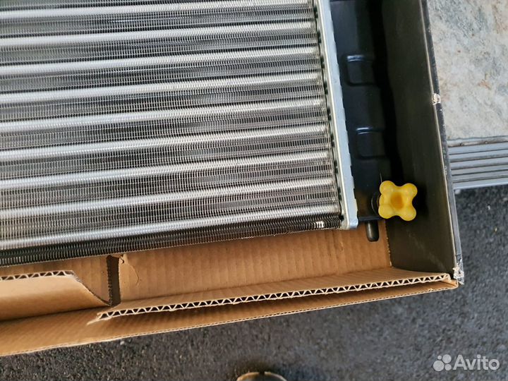 Радиатор охлаждения 2109 2114 2115 2110 2112