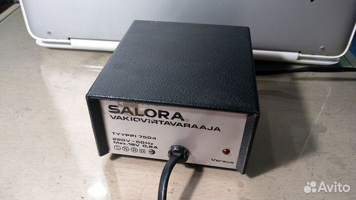 Старый блок питания Salora производства nokia