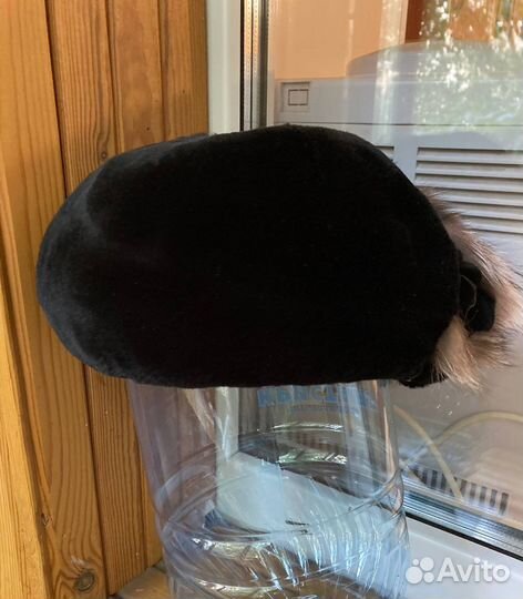 Берет женский меховой (мутон)