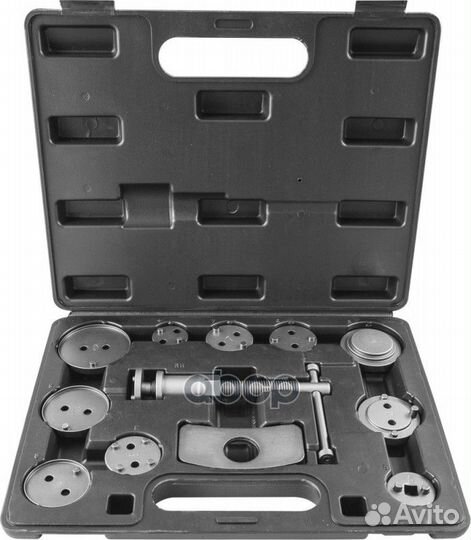 Приспособление для возврата поршней цилиндров д