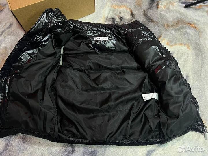 Жилетка Zara x Moncler