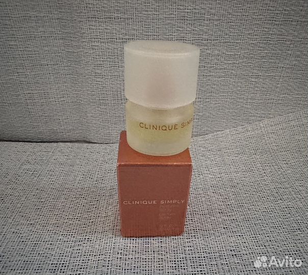 Clinique simply parfum духи миниатюра спрей