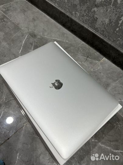 Macbook air m1 silver