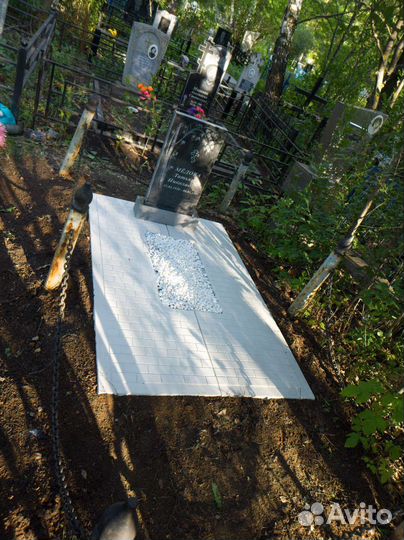 Ритуальная плита мощения