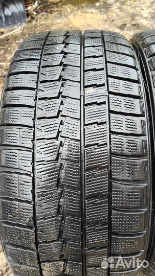 Dunlop Winter Maxx WM01 245/40 R18
