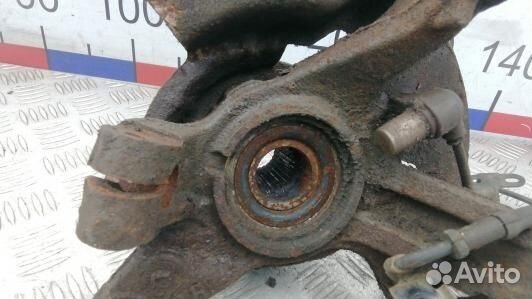 Ступица передняя левая mazda 323 BJ (8DN22K901)