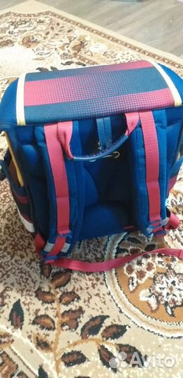 Портфель рюкзак школьный