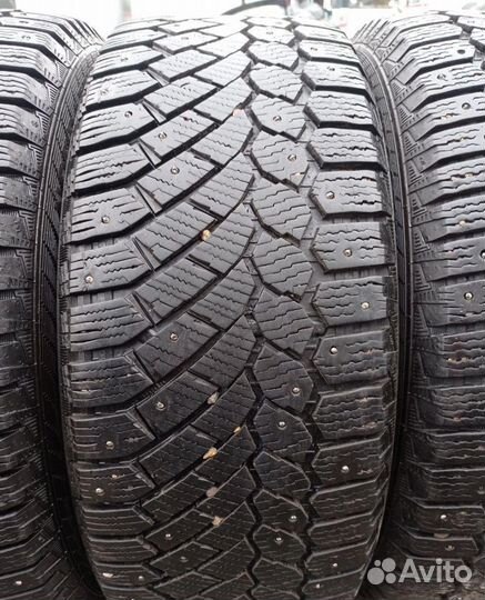 Gislaved Nord Frost 200 235/55 R17 116Z