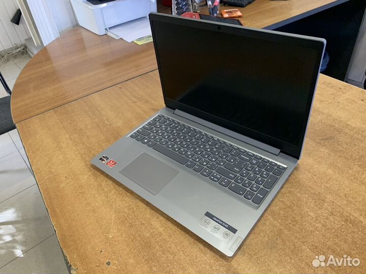 Lenovo S145-15API Ryzen 3 3200U/8G/SSD+HDD