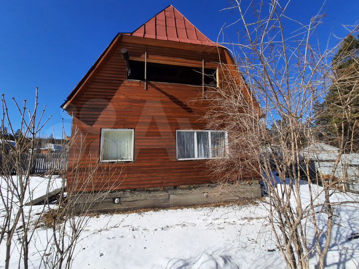 Дача 35 м² на участке 10 сот.