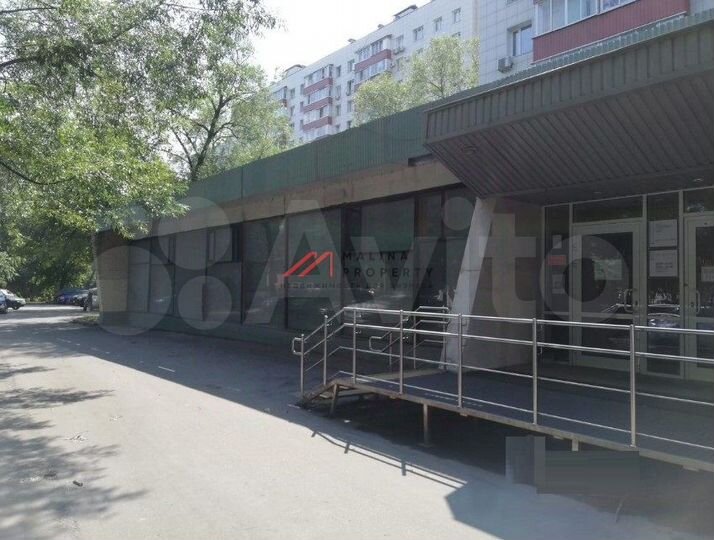 Продам торговое помещение, 467 м²