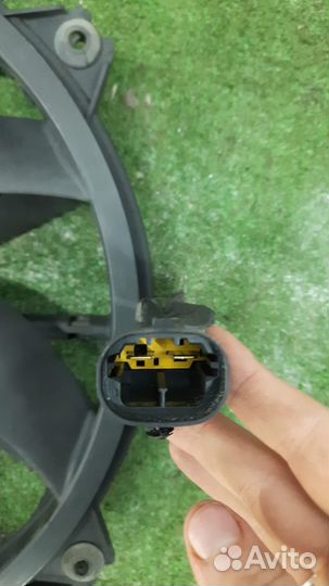 Вентилятор охлаждения радиатора Пежо 308 turbo