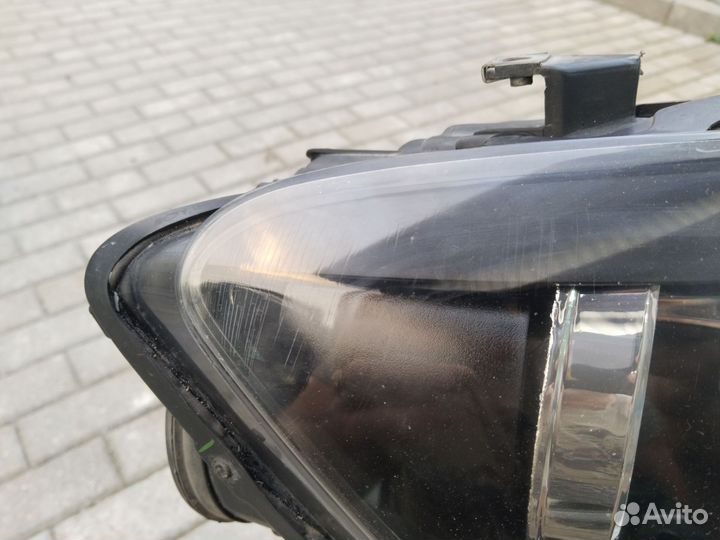 Фара правая Volkswagen Polo седан