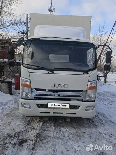 Тентованный грузовик 55 м³ JAC N120, 2022