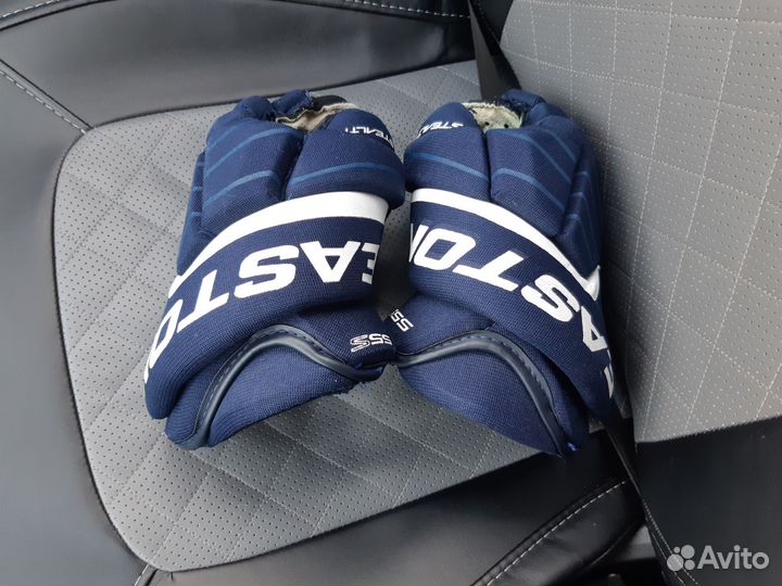 Краги хоккейные