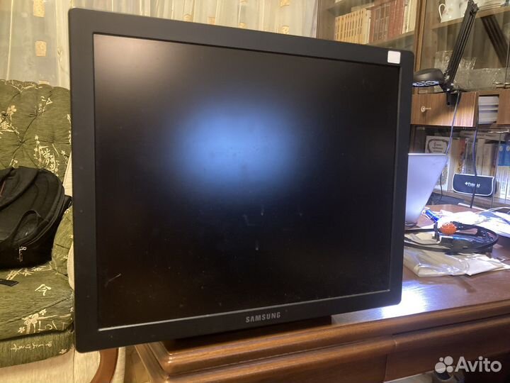 Монитор Samsung 19 дюймов