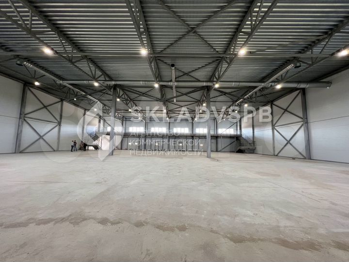 Склад с доками, 1500 м²
