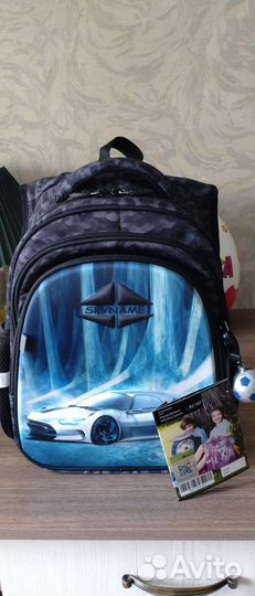 Школьный рюкзак с анатомической спинкой