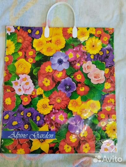 Пакет с пластиковой ручкой 40х44