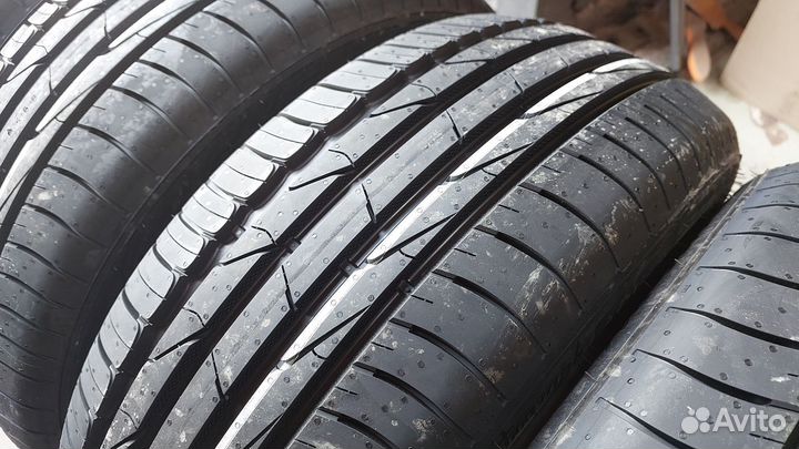 Ikon Tyres Autograph Aqua 3 215/50 R17 95V