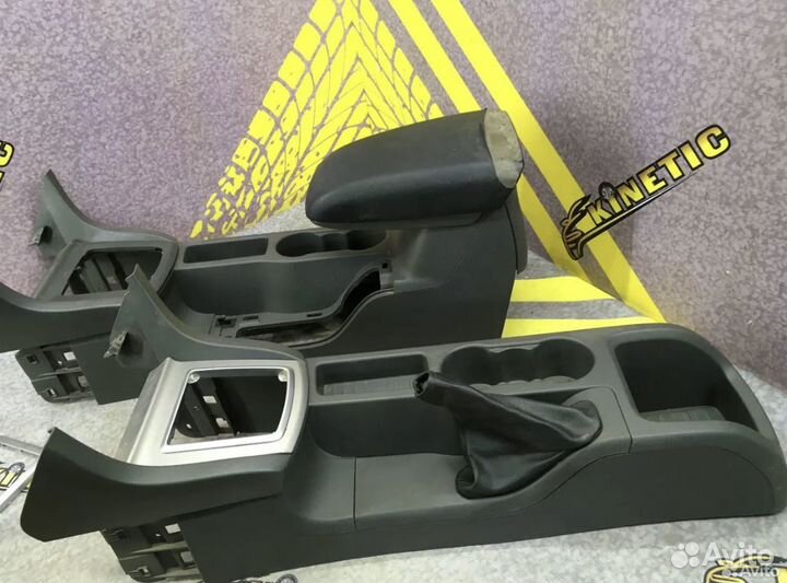 Центральная консоль без подлокотника Focus 2 Фокус