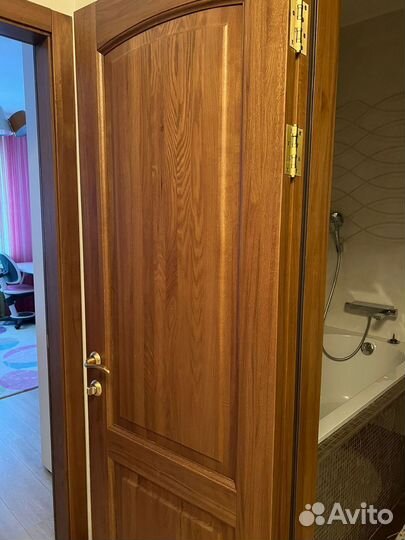 Двери межкомнатные из массива дуба