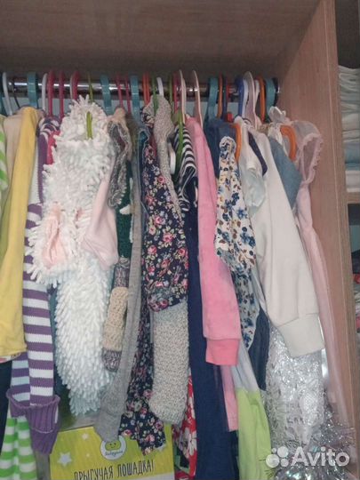 Вещи очень много от 6 месяцев до 5 лет