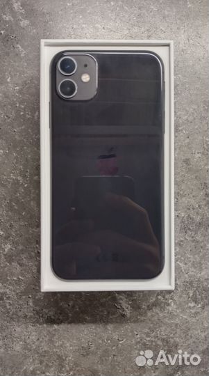 iPhone 11, 64 ГБ