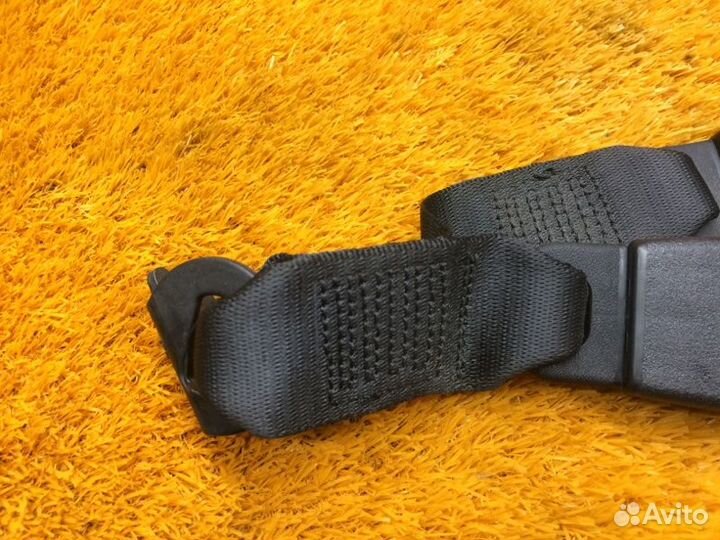 Замок ремня безопасности задний Mercedes-Benz