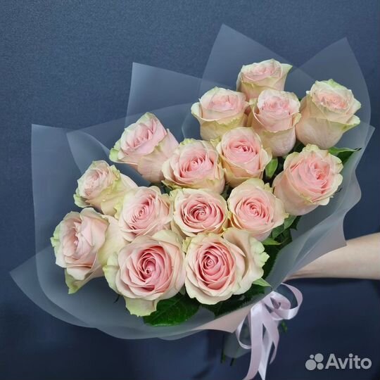 15 нежных роз в упаковке. Доставка 46-10-00