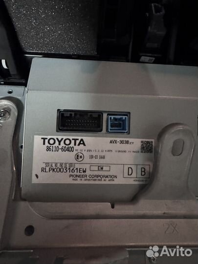 Автомобильный монитор Lexus gx460