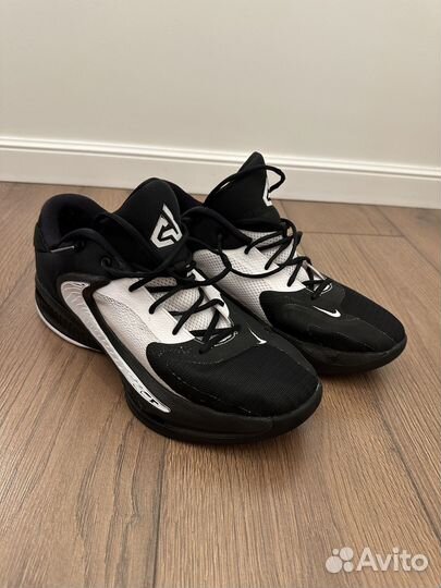 Кроссовки nike zoom freak 4. US 14