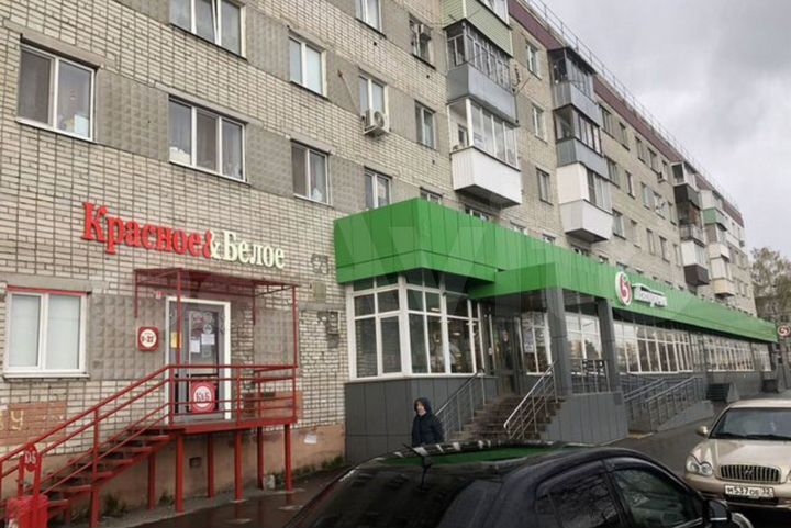 Торговая площадь с арендаторами