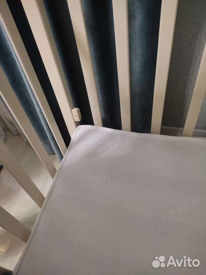 Кровать