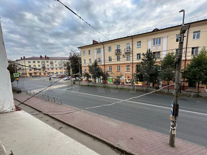 2-к. квартира, 55,5 м², 2/4 эт.