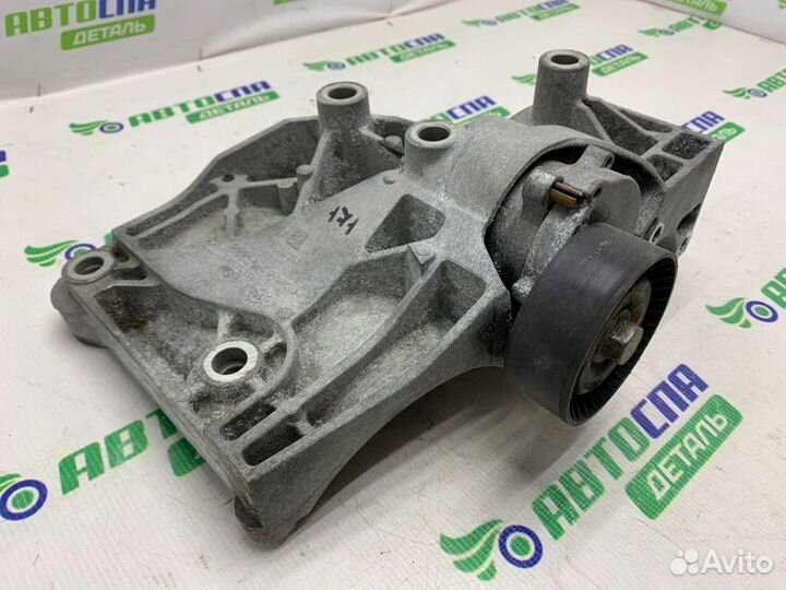 Кронштейн Opel Insignia лифтбек дизель 2.0 A20DT