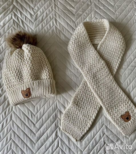 Шапка детская и шарф 3-7 лет новые