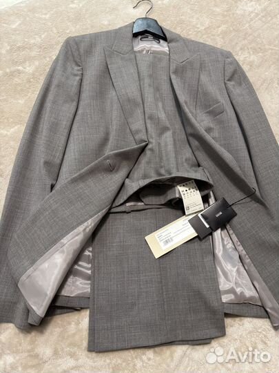 Костюм женский Hugo