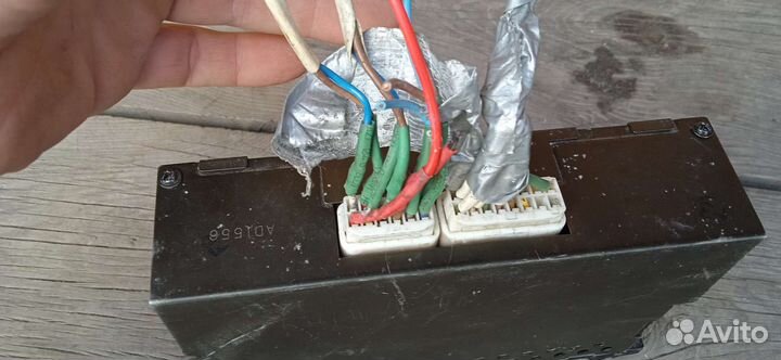 Штатный усилитель звука Toyota mark 2