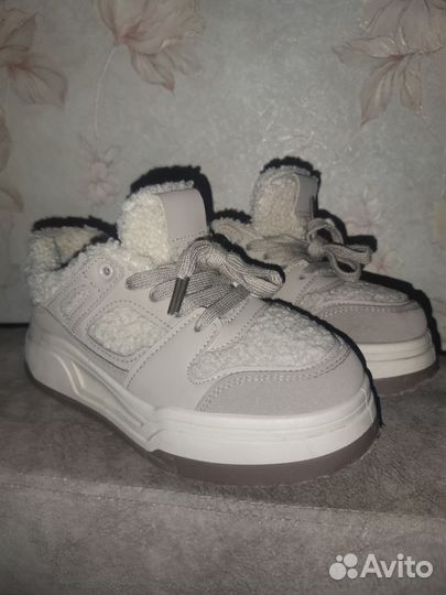 Кроссовки зимние с мехом