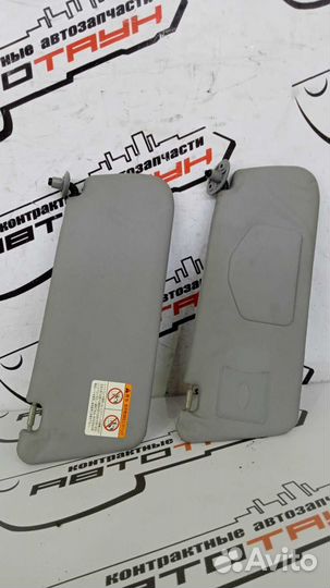 Козырек daihatsu YRV M200G M201G M211G правый левы