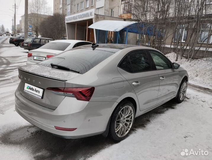 Skoda Octavia 2.0 AMT, 2022, 17 100 км