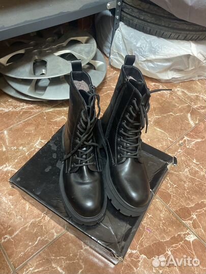 Ботинки женские зимние 39 размера
